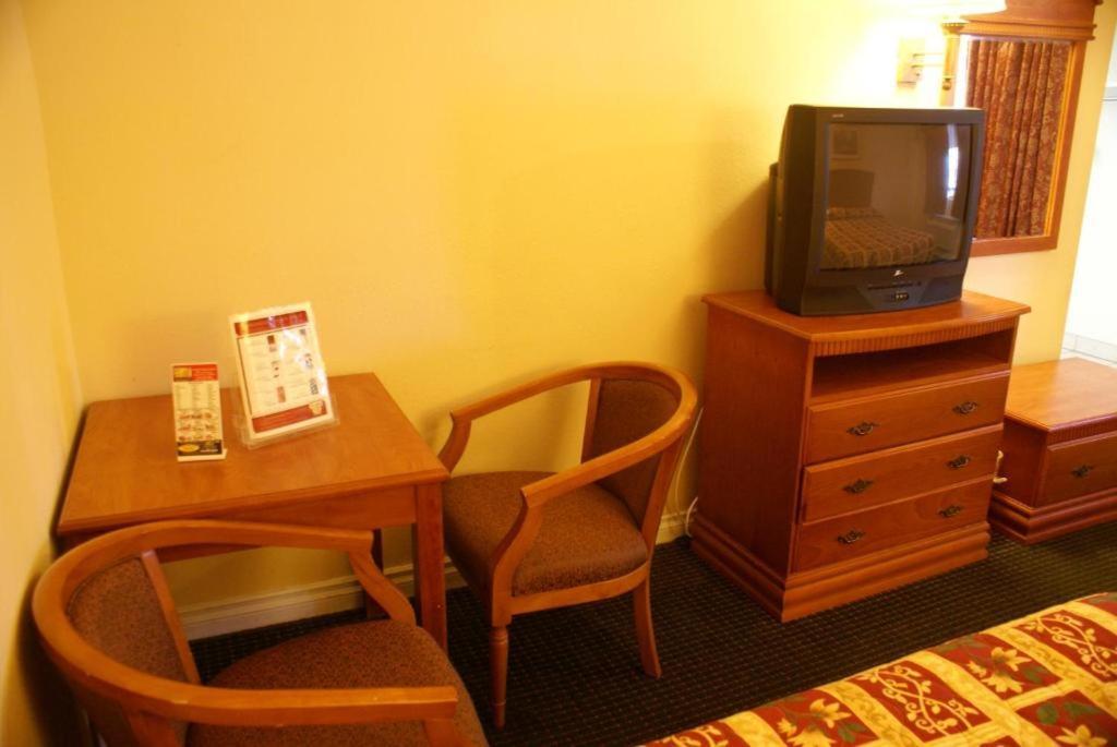 Colony Inn Buena Park Bagian luar foto